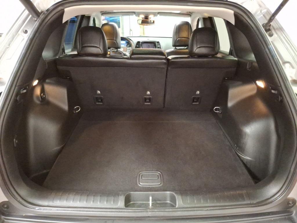 used 2019 Jeep Cherokee car, priced at $14,683