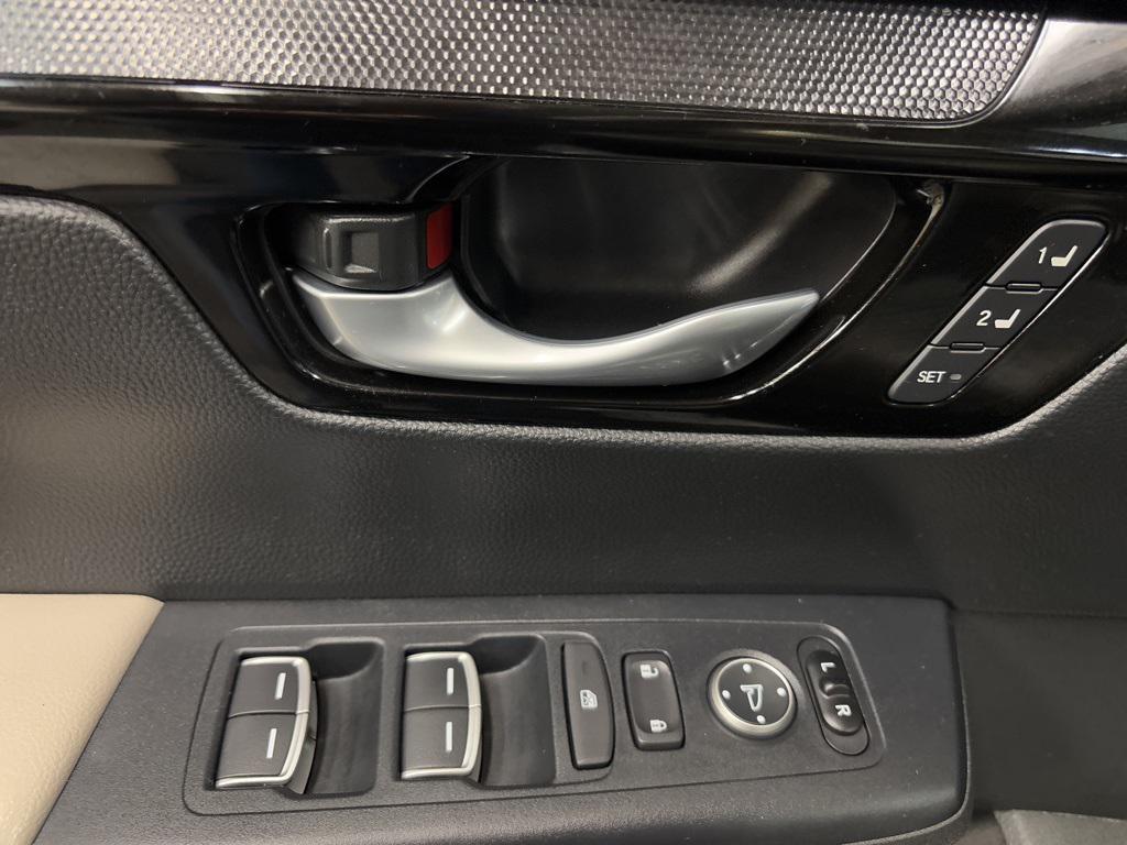 used 2023 Honda CR-V car, priced at $29,983