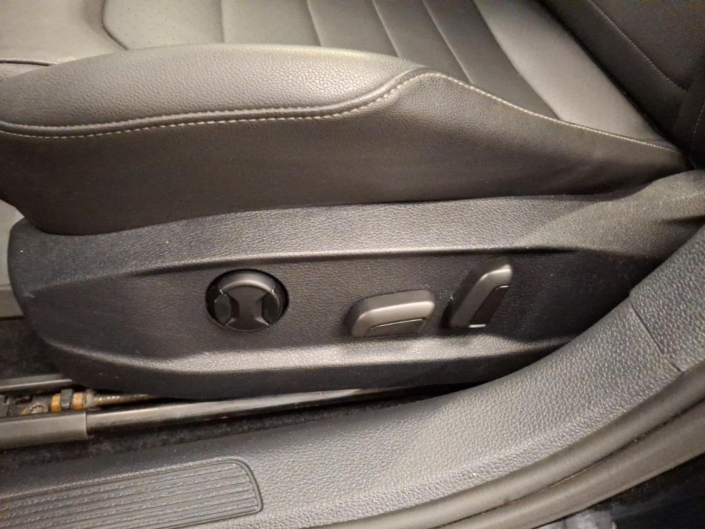 used 2015 Volkswagen Golf SportWagen car, priced at $12,683