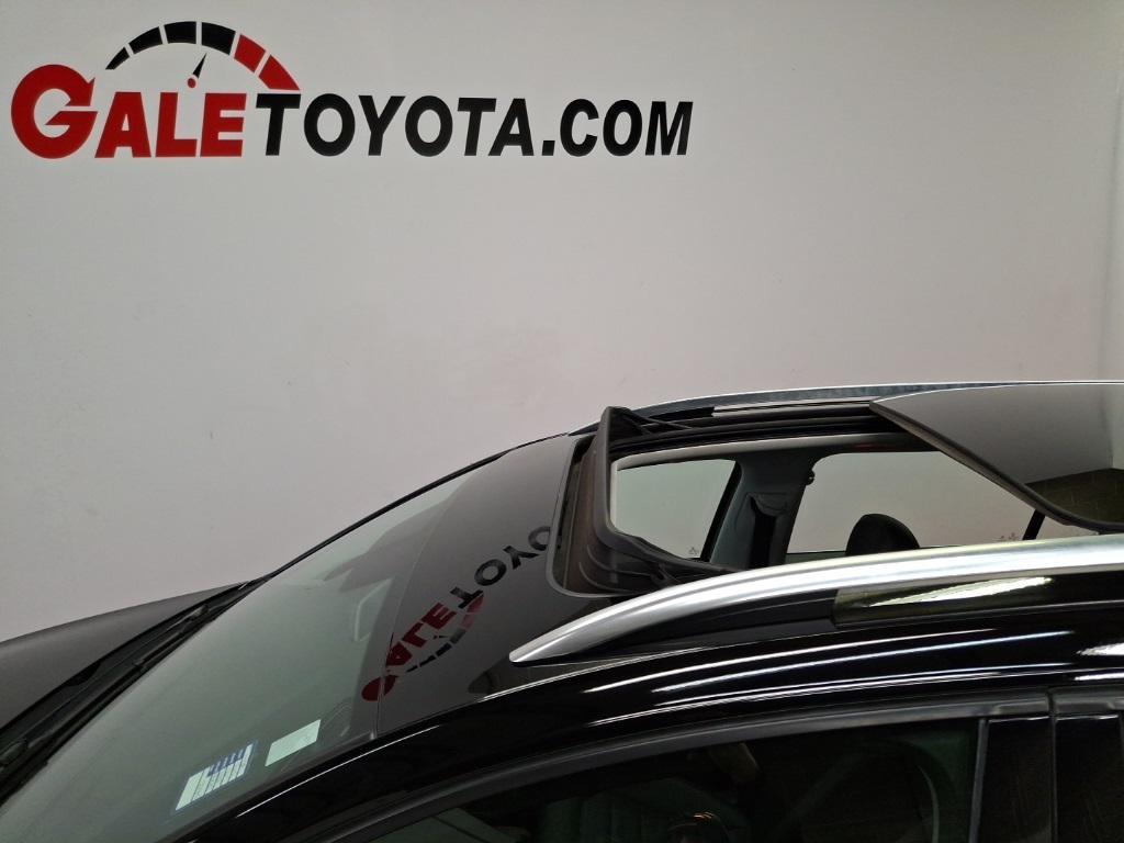 used 2015 Volkswagen Golf SportWagen car, priced at $12,683