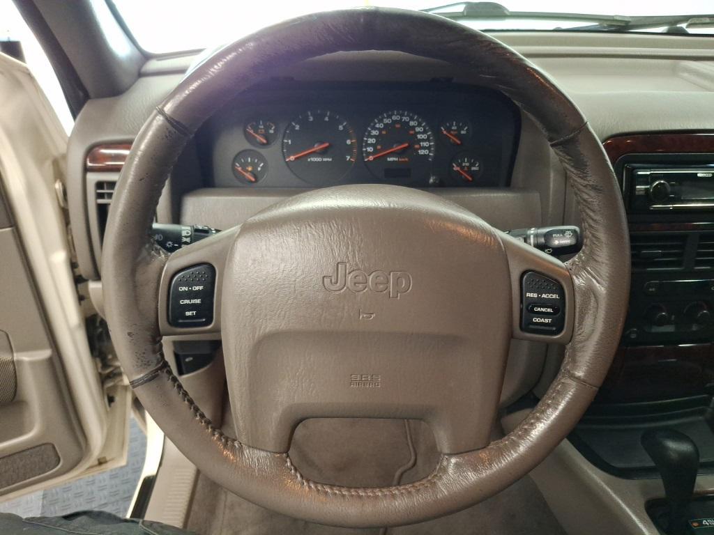 used 2000 Jeep Grand Cherokee car, priced at $5,683