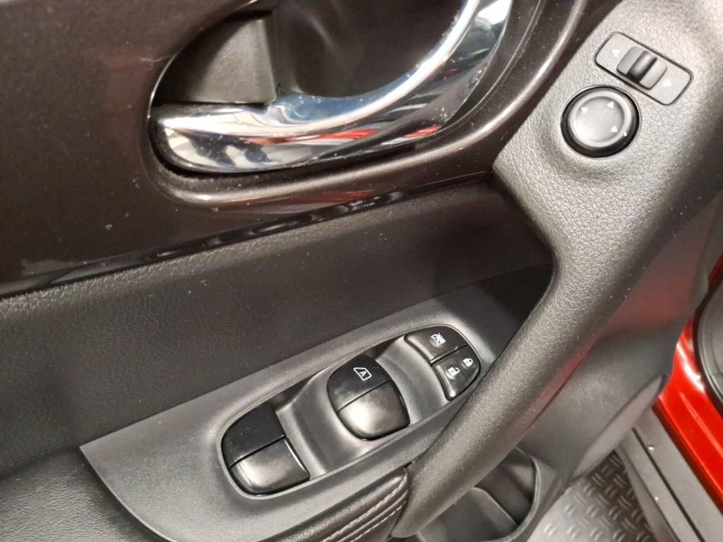 used 2019 Nissan Rogue car, priced at $18,583