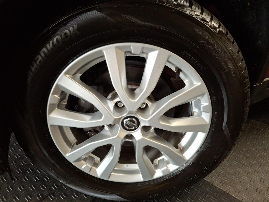 used 2019 Nissan Rogue car, priced at $18,583