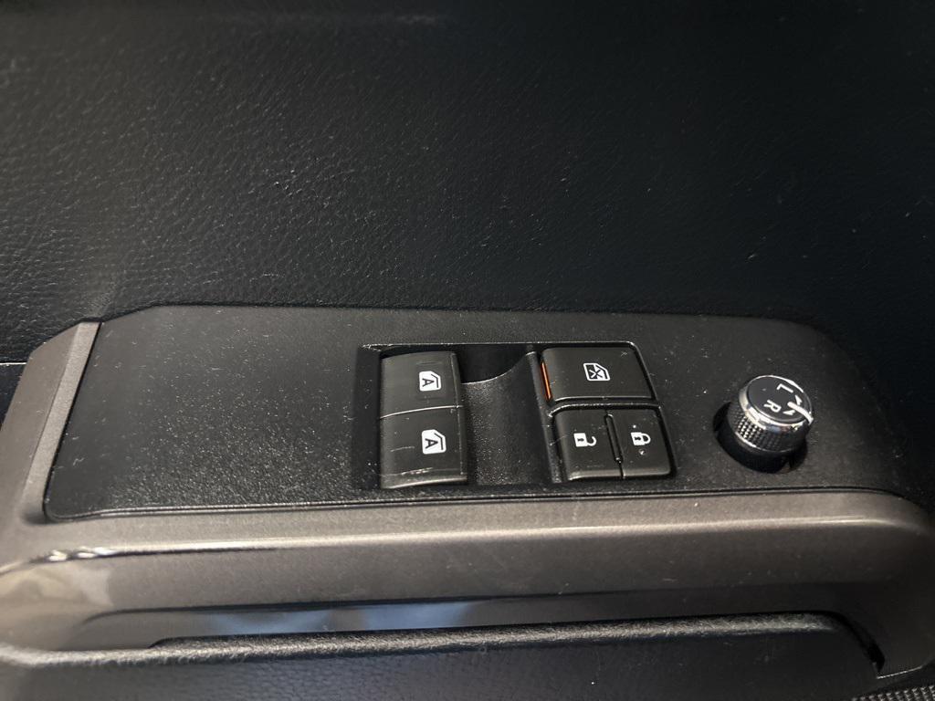 used 2016 Toyota Tacoma car, priced at $26,998