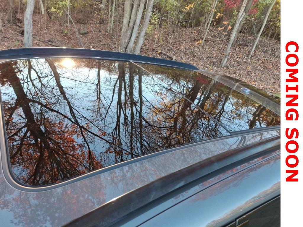 used 2015 Porsche Macan car, priced at $13,998