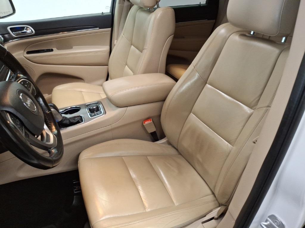 used 2021 Jeep Grand Cherokee car, priced at $21,983