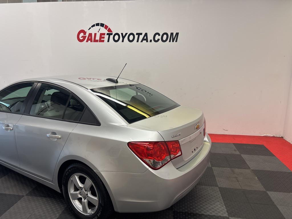used 2015 Chevrolet Cruze car, priced at $9,183