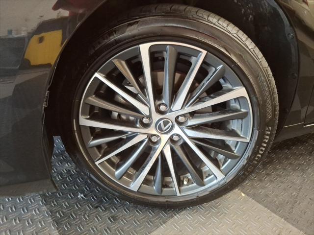 used 2024 Lexus ES 250 car, priced at $40,383