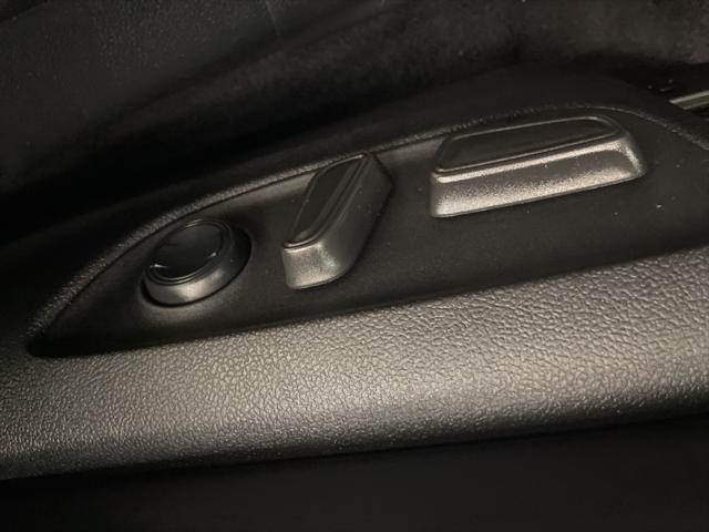 used 2021 Toyota Highlander Hybrid car, priced at $25,980