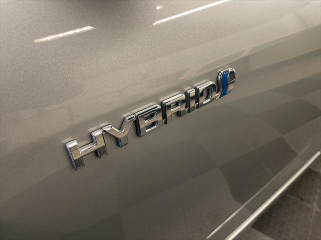 used 2021 Toyota Highlander Hybrid car, priced at $25,980