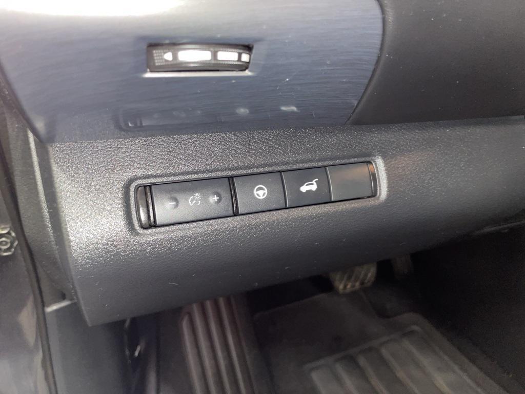 used 2022 Nissan Pathfinder car, priced at $28,583