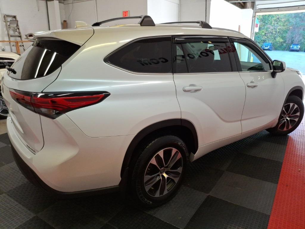 used 2022 Toyota Highlander car, priced at $36,777