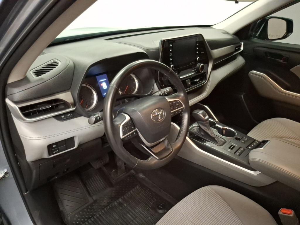 used 2022 Toyota Highlander car, priced at $34,583