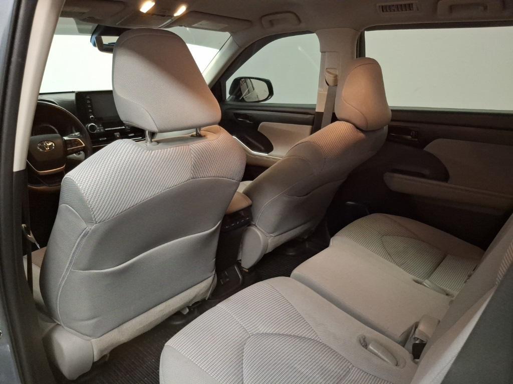 used 2022 Toyota Highlander car, priced at $34,583