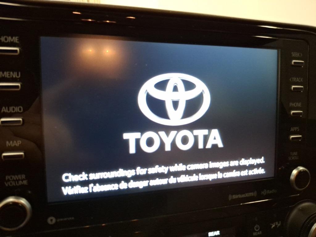 used 2022 Toyota Highlander car, priced at $34,583