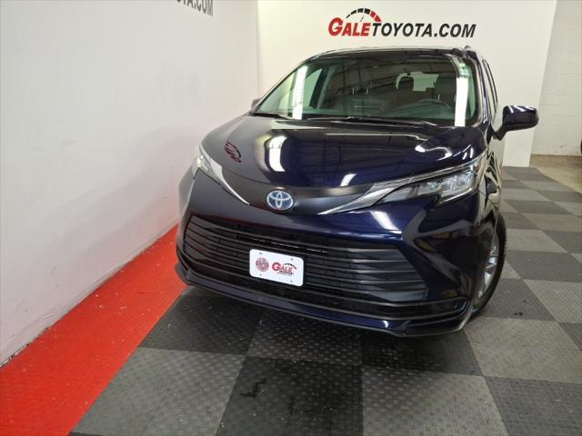 used 2022 Toyota Sienna car, priced at $39,683