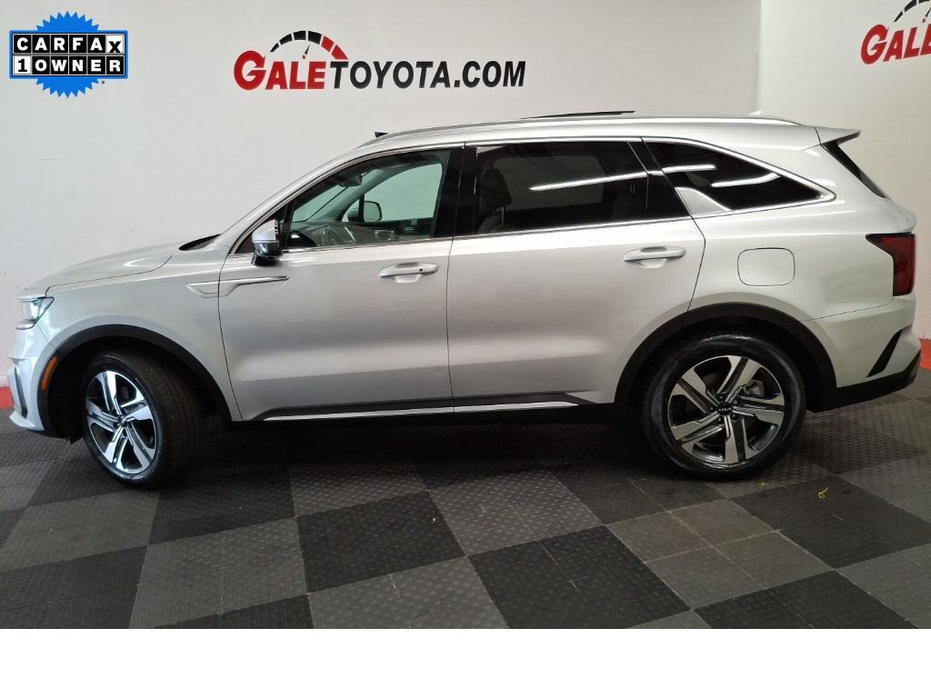 used 2023 Kia Sorento Plug-In Hybrid car, priced at $34,999