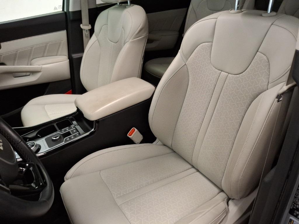 used 2023 Kia Sorento Plug-In Hybrid car, priced at $41,483