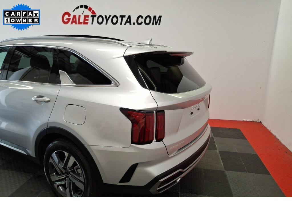 used 2023 Kia Sorento Plug-In Hybrid car, priced at $34,999