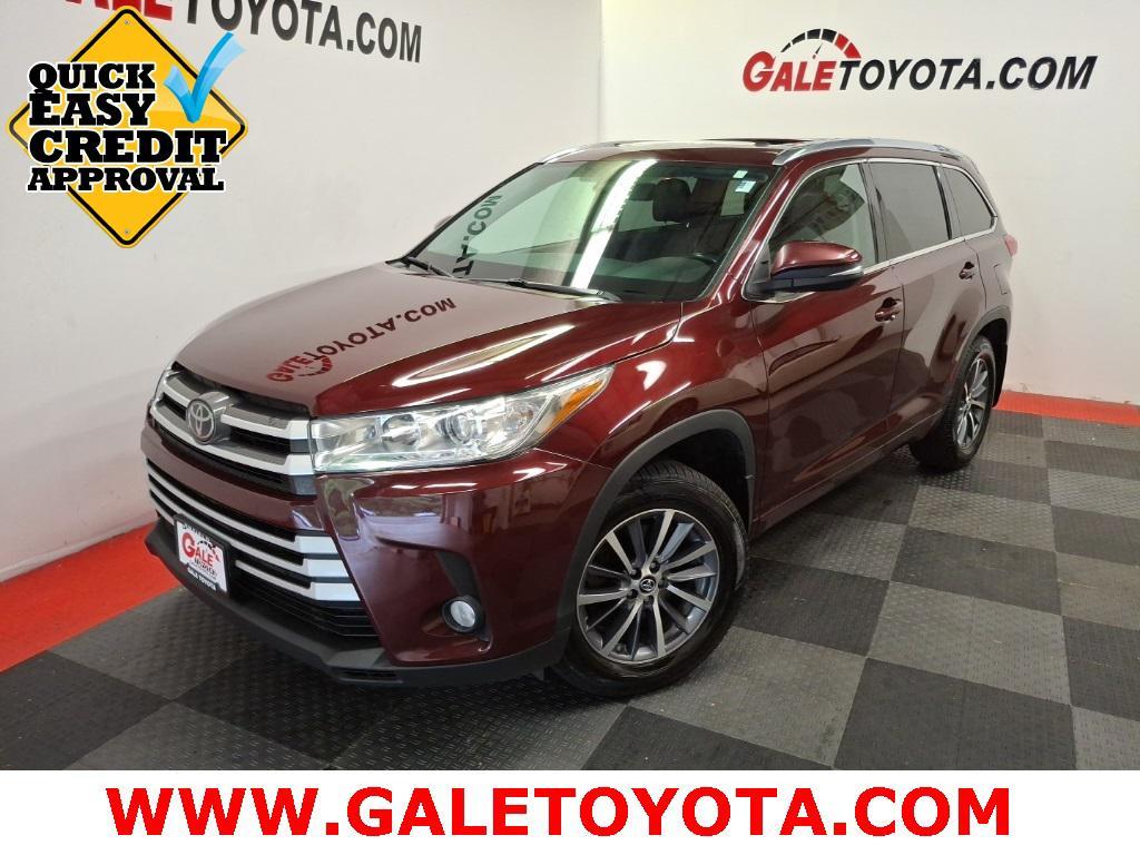 used 2018 Toyota Highlander car, priced at $23,483