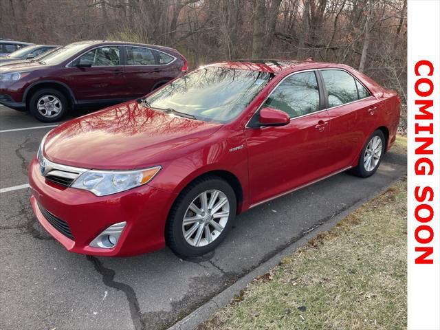 used 2014 Toyota Camry Hybrid car, priced at $10,898