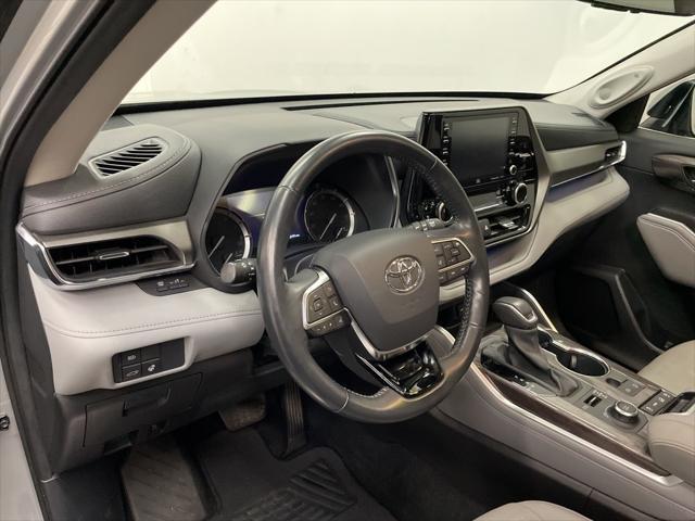 used 2021 Toyota Highlander car, priced at $39,383