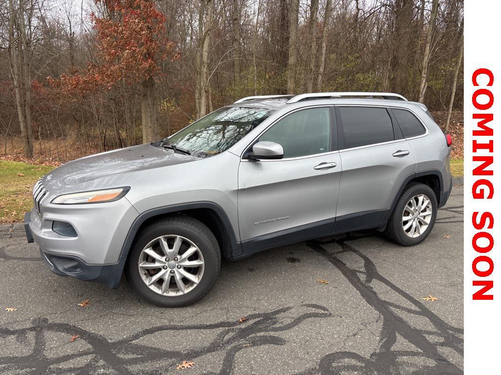 used 2015 Jeep Cherokee car, priced at $8,999