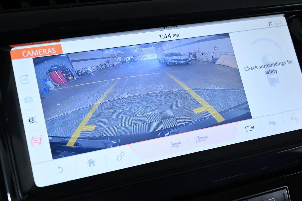 used 2019 Land Rover Discovery car, priced at $21,900