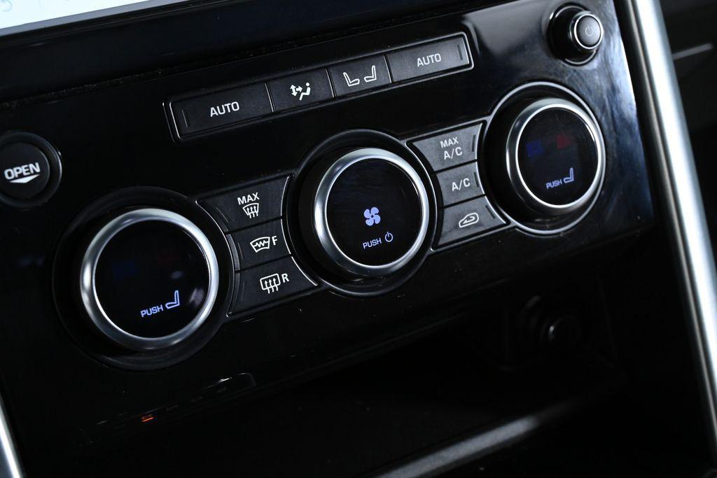 used 2019 Land Rover Discovery car, priced at $21,900