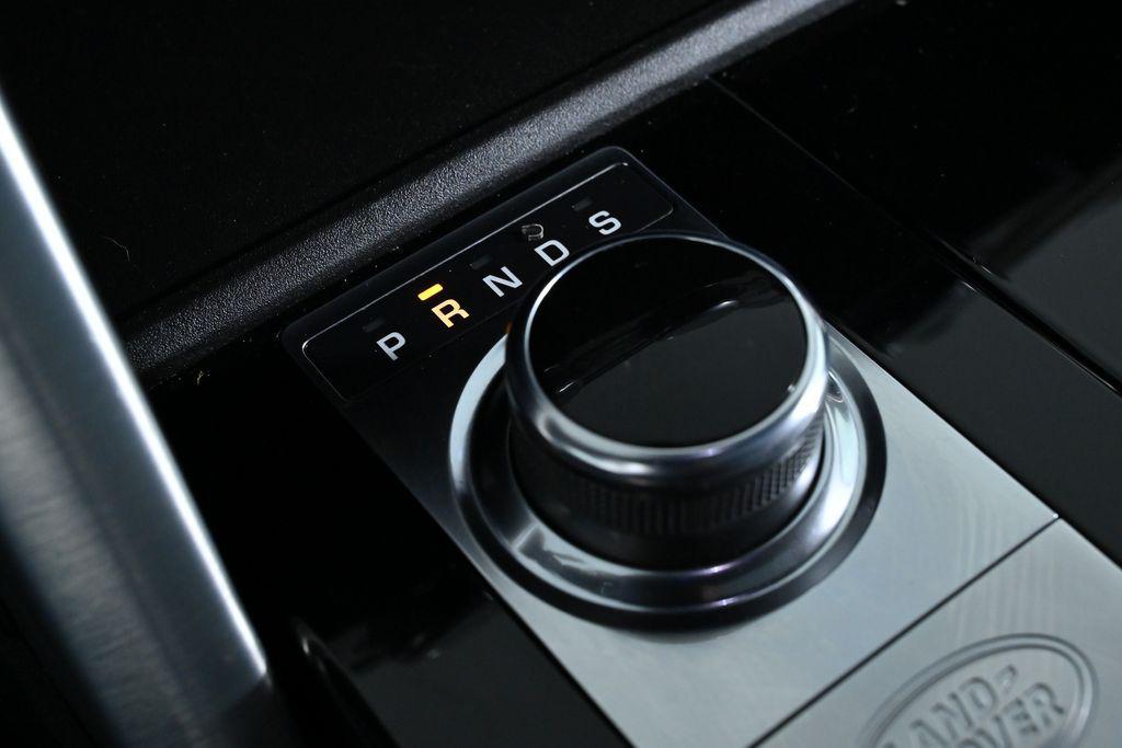 used 2019 Land Rover Discovery car, priced at $21,900