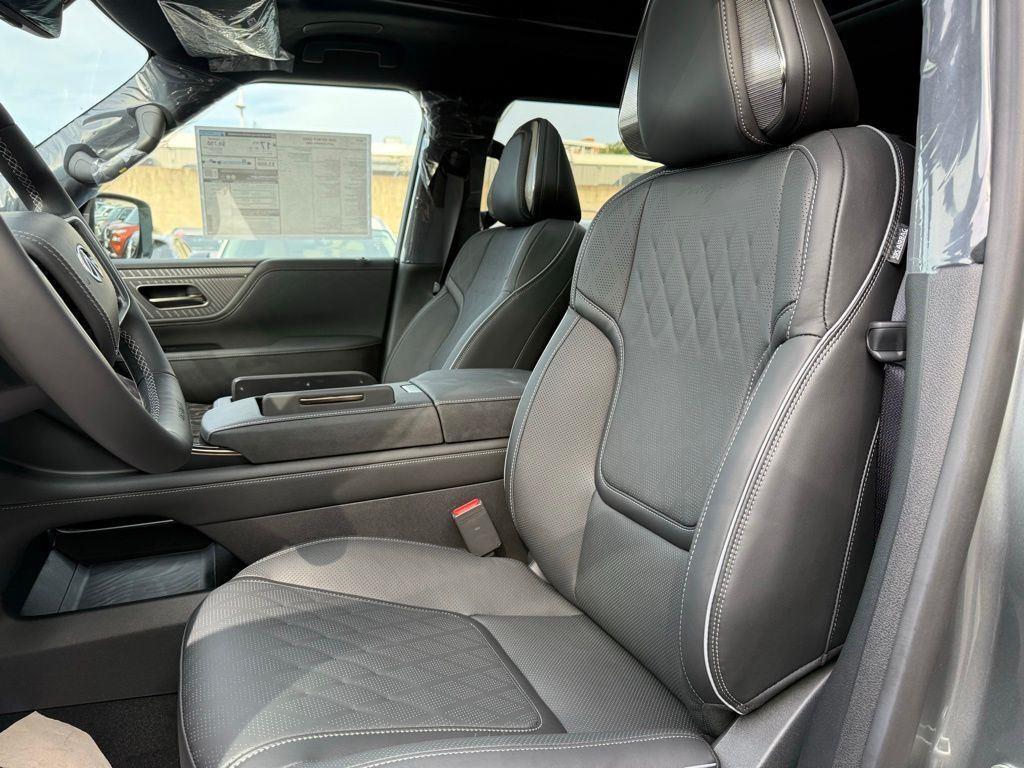 new 2026 INFINITI QX80 car, priced at $102,634