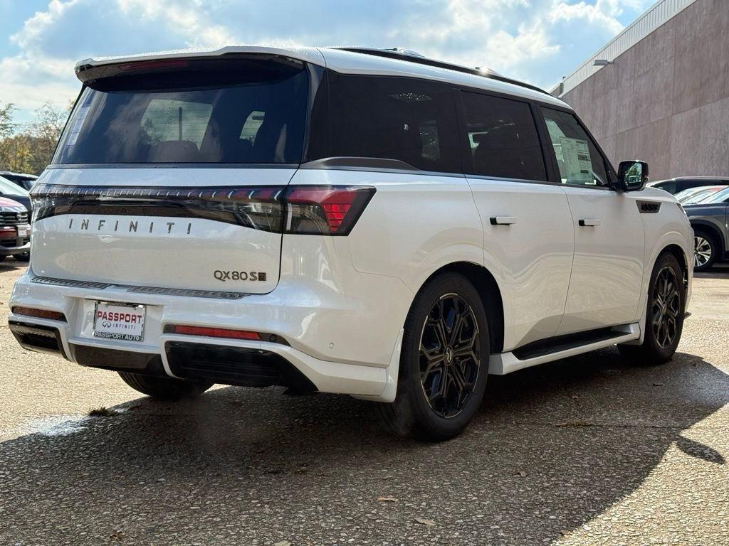 new 2026 INFINITI QX80 car, priced at $93,292