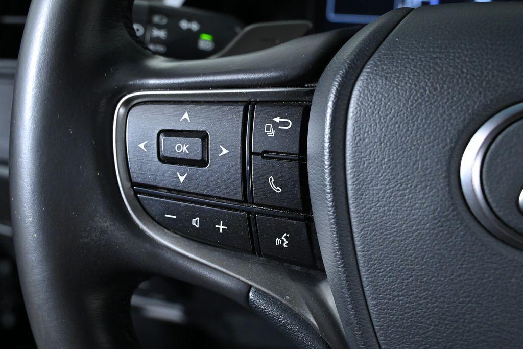 used 2022 Lexus ES 350 car, priced at $26,985