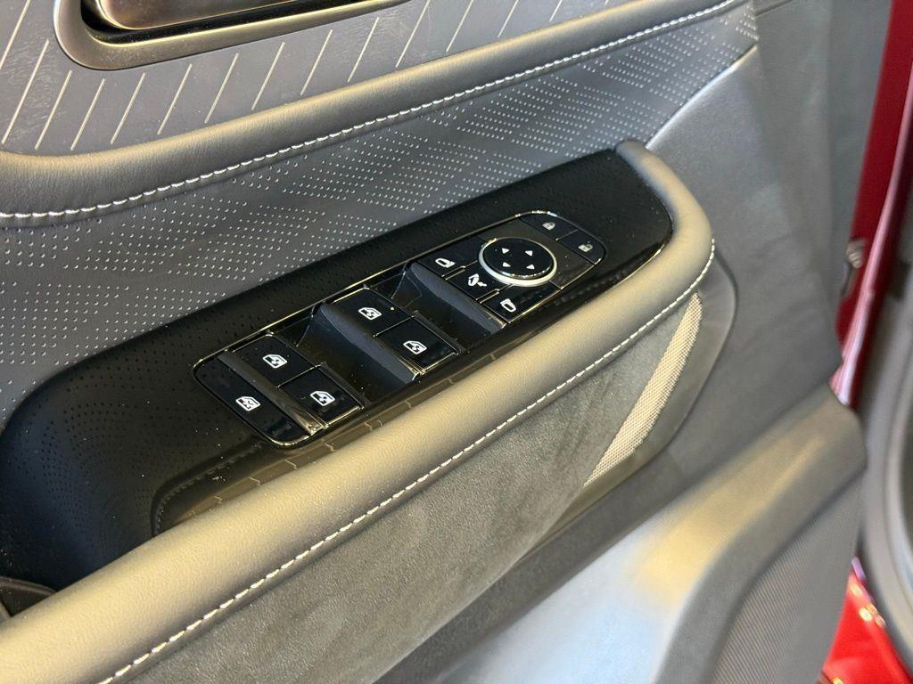 new 2026 INFINITI QX80 car, priced at $103,299