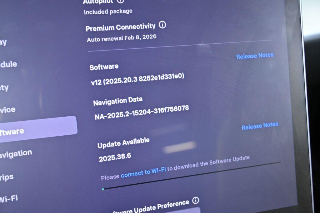 used 2021 Tesla Model 3 car, priced at $25,950