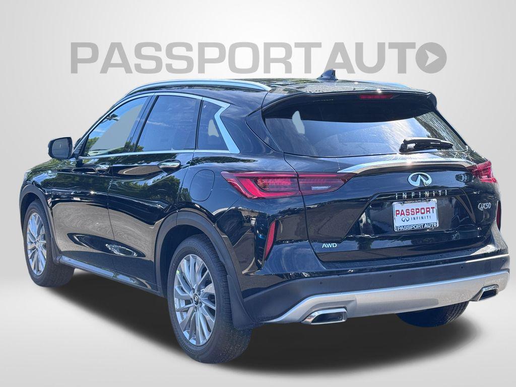 new 2025 INFINITI QX50 car, priced at $43,318