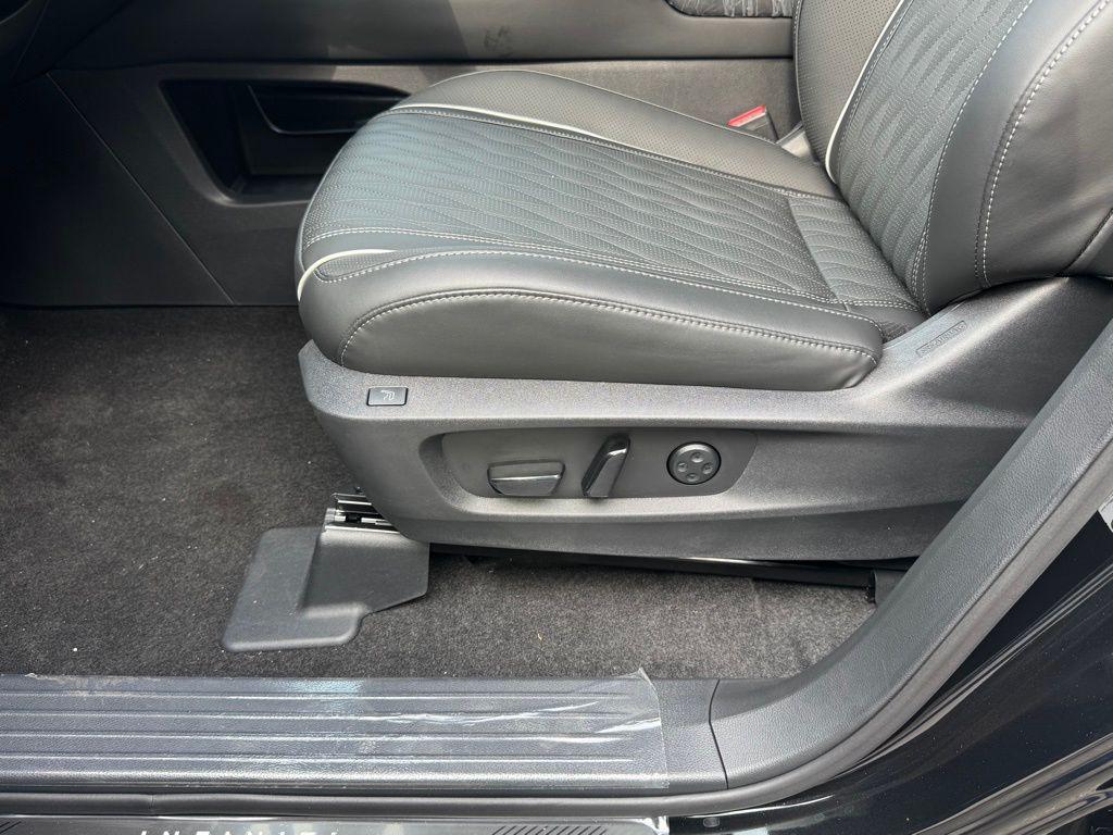 new 2026 INFINITI QX60 car, priced at $68,939