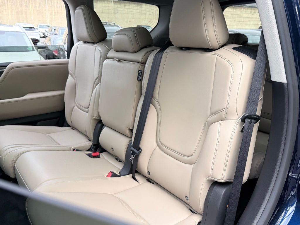 new 2026 INFINITI QX80 car, priced at $87,024