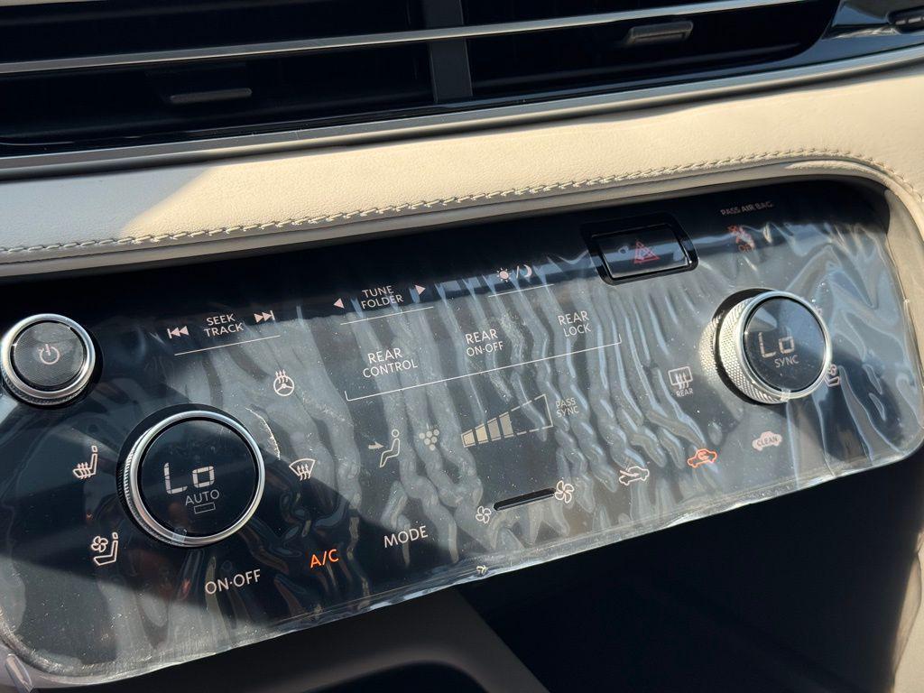 new 2026 INFINITI QX60 car, priced at $66,476