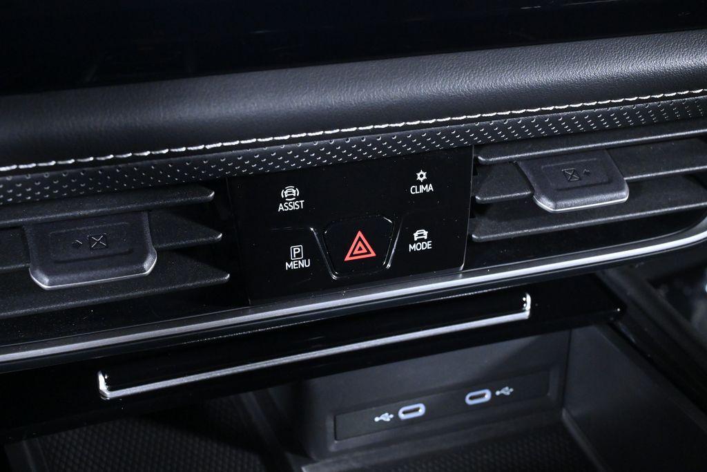 used 2024 Volkswagen Atlas car, priced at $31,500