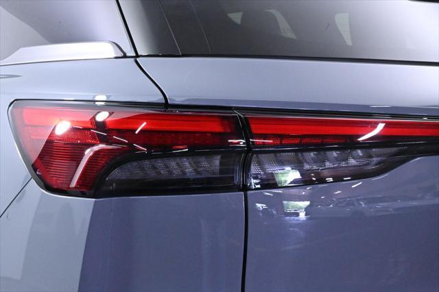 used 2025 INFINITI QX60 car, priced at $54,990