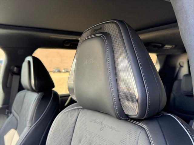 new 2025 INFINITI QX80 car, priced at $109,163