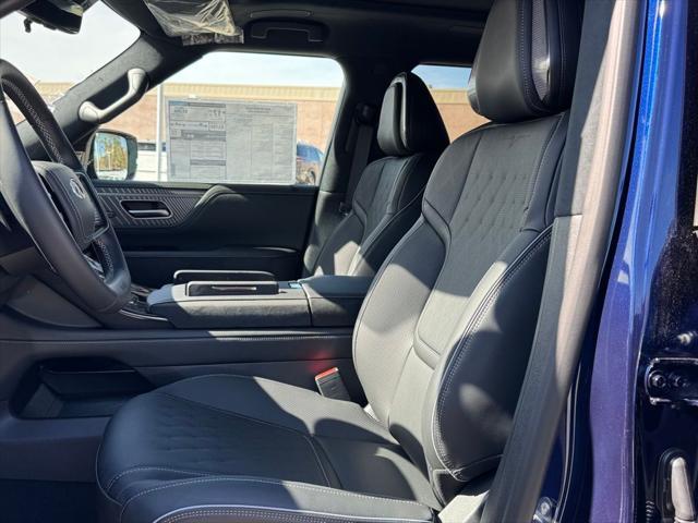 new 2025 INFINITI QX80 car, priced at $109,163
