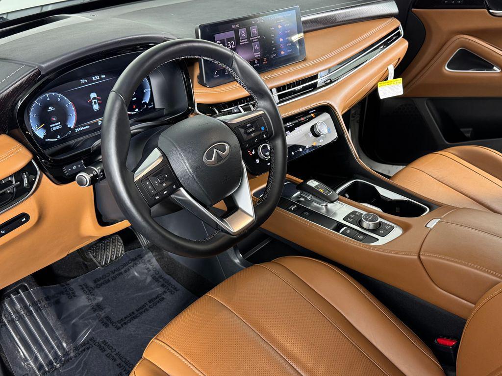used 2025 INFINITI QX60 car, priced at $46,900
