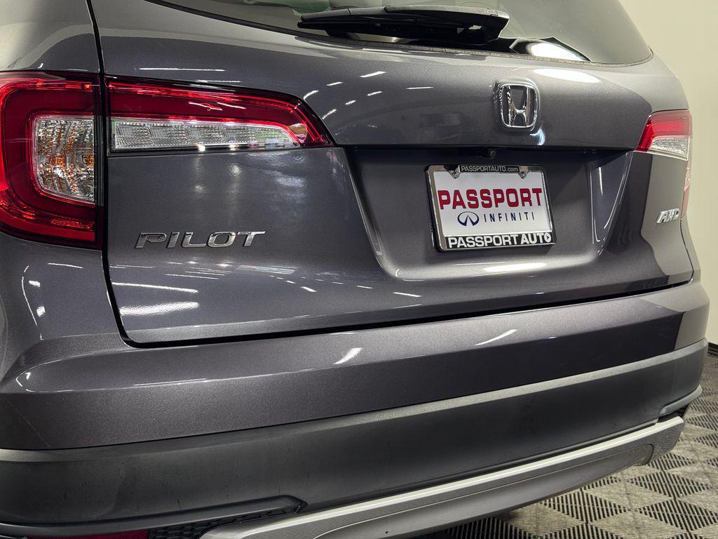 used 2021 Honda Pilot car, priced at $27,900