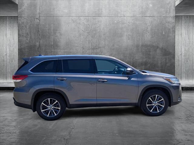 used 2019 Toyota Highlander car, priced at $26,991