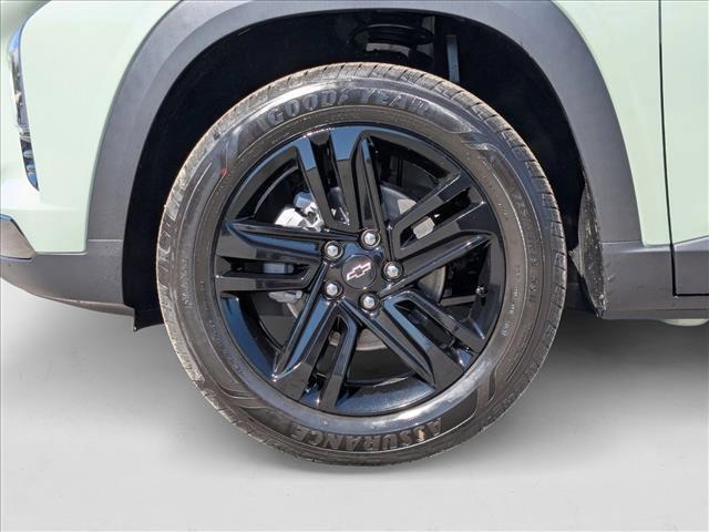 new 2025 Chevrolet Trax car, priced at $26,790