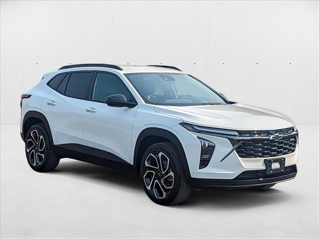 new 2025 Chevrolet Trax car, priced at $25,895