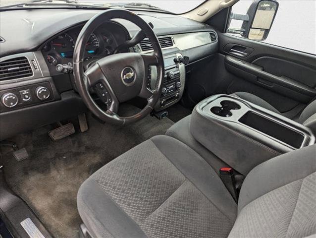 used 2007 Chevrolet Suburban car, priced at $18,341