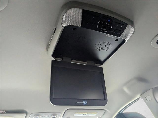 used 2011 Chevrolet Traverse car, priced at $8,995